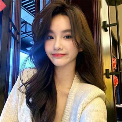 八彩林亚珍